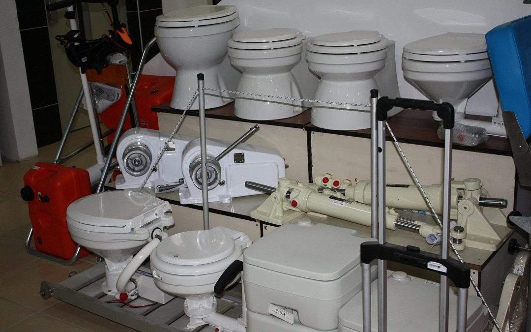 Ultimate Guide to Choosing the Right Portable Camping Toilet for Your Outdoor Adventures