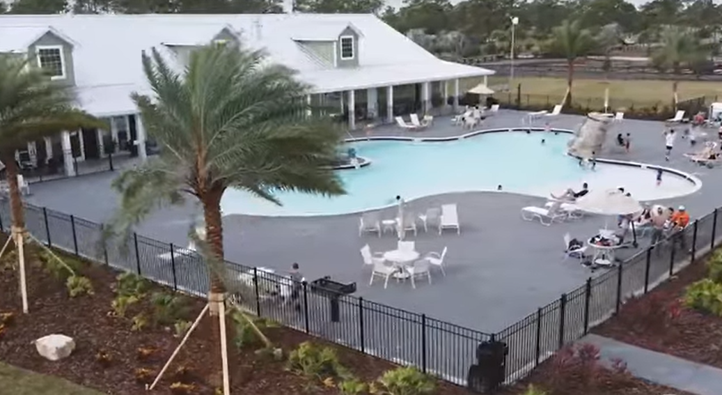 Escapees Club - Resort at Canopy Oaks